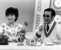 82年10月、第1回放送での桜田淳子とタモリ