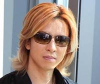 YOSHIKI