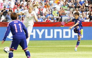 W杯オランダ戦　有吉の1点目