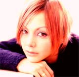 土屋アンナ