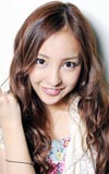 板野友美
