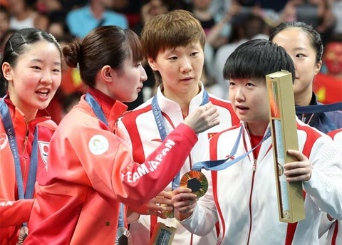 孫穎莎選手 早田ひな
