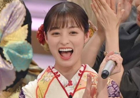 橋本環奈 紅白歌合戦2023