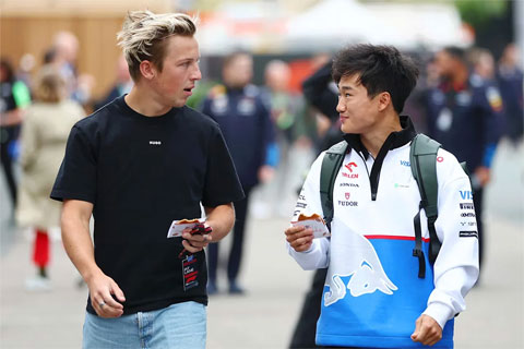 仲が良さそうな角田裕毅とリアム・ローソン