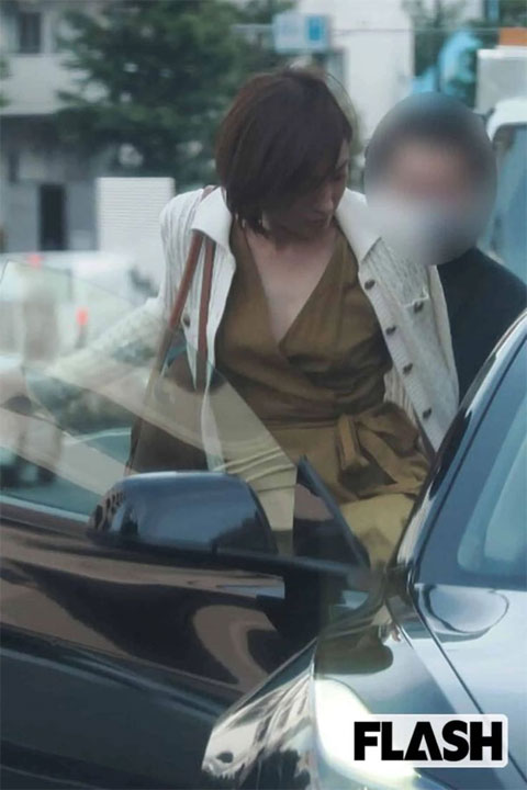 広末涼子の愛車延暦 テスラ