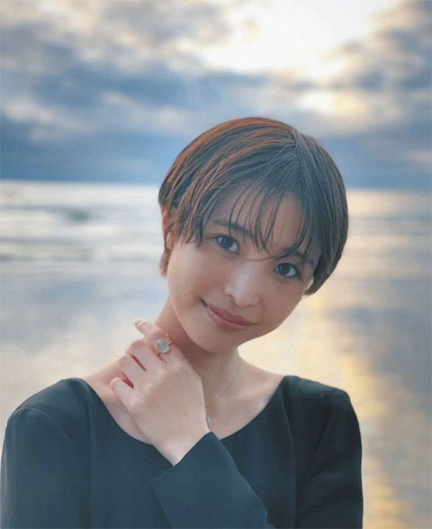 渡邊渚 インスタで写真集発売イベントを告知